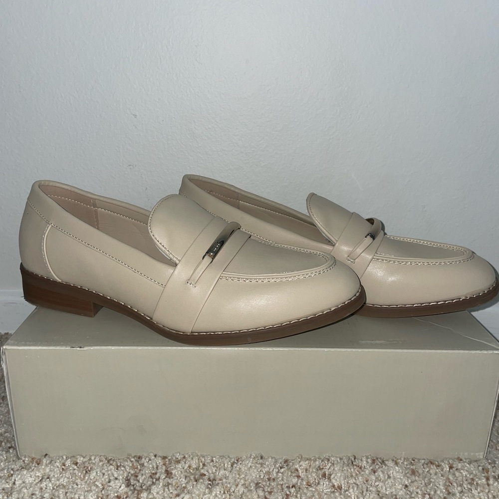 Jones New York loafers. Size 9 women.